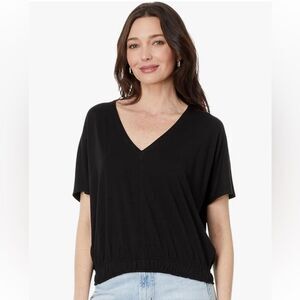 Lilla P womens Elastic Hem V-neck Dolman. Size L. NWT